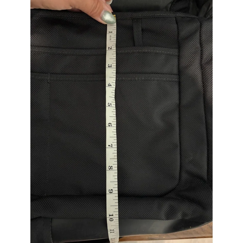 Tumi T-Tech Black Ballistic Nylon Laptop Computer Messenger Bag Crossbody Strap